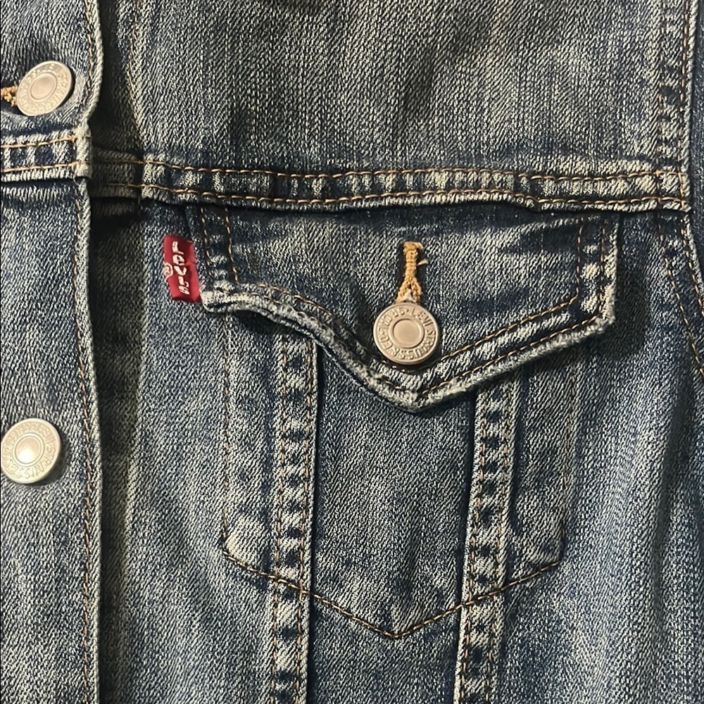 Levi's Blue Denim Jacket for Women - Picture 3 of 11